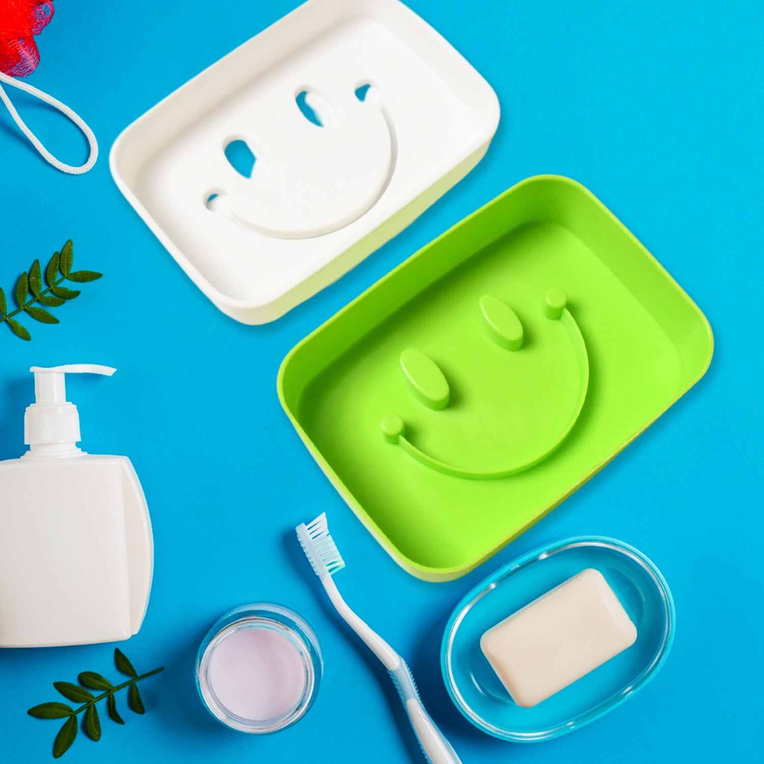 Portable Travel Home Box Cute Cartoons Smile Face Container Draining Holder Soap Dish ,Sabudani Portable Travel Home Box Cute Cartoons Smile Face Container Draining Holder Soap Dish ,Sabudani